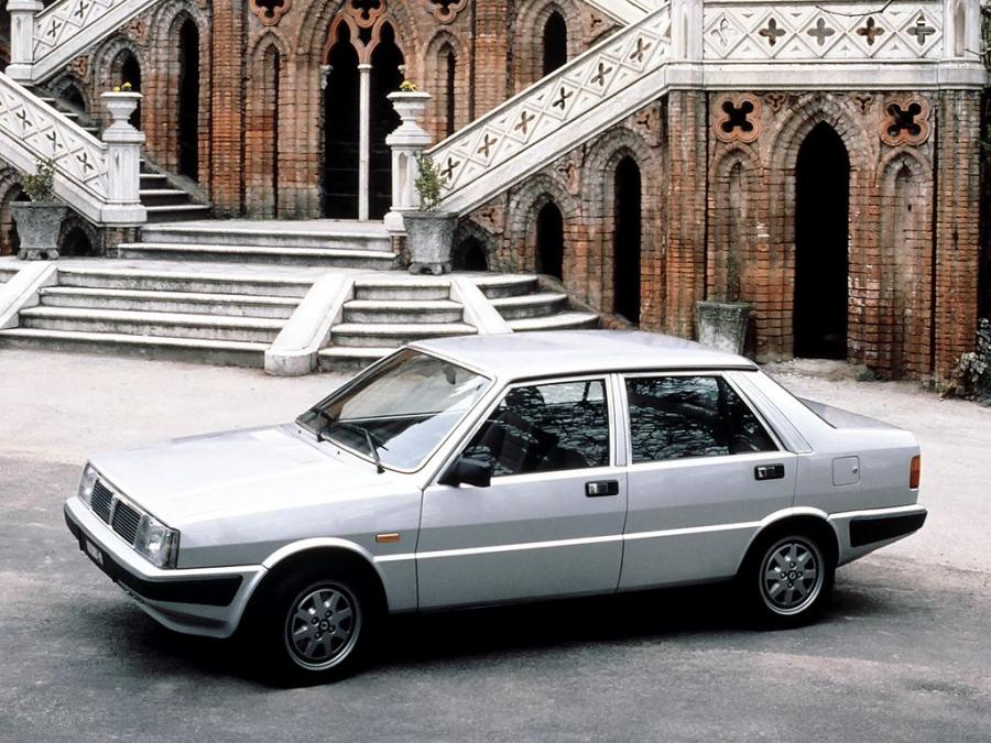  Lancia Prisma 1982 года  (фото 9 из 15)